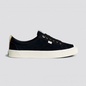 Men Cariuma Low Top Suede OCA LOW Black | JO1589263