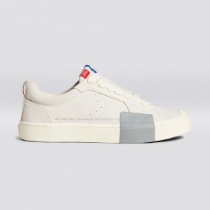 Men Cariuma Low Top Suede OCA LOW Off-White Vintage | OY4192587