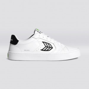 Women Cariuma Low Top Leather Vegan OCA LOW White / Black | WH1037624