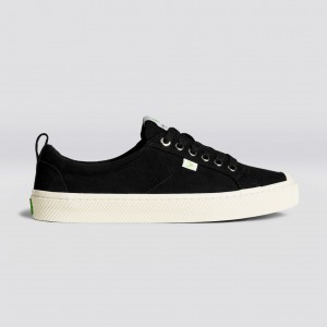 Women Cariuma Low Top Suede OCA LOW Black | HJ7103469