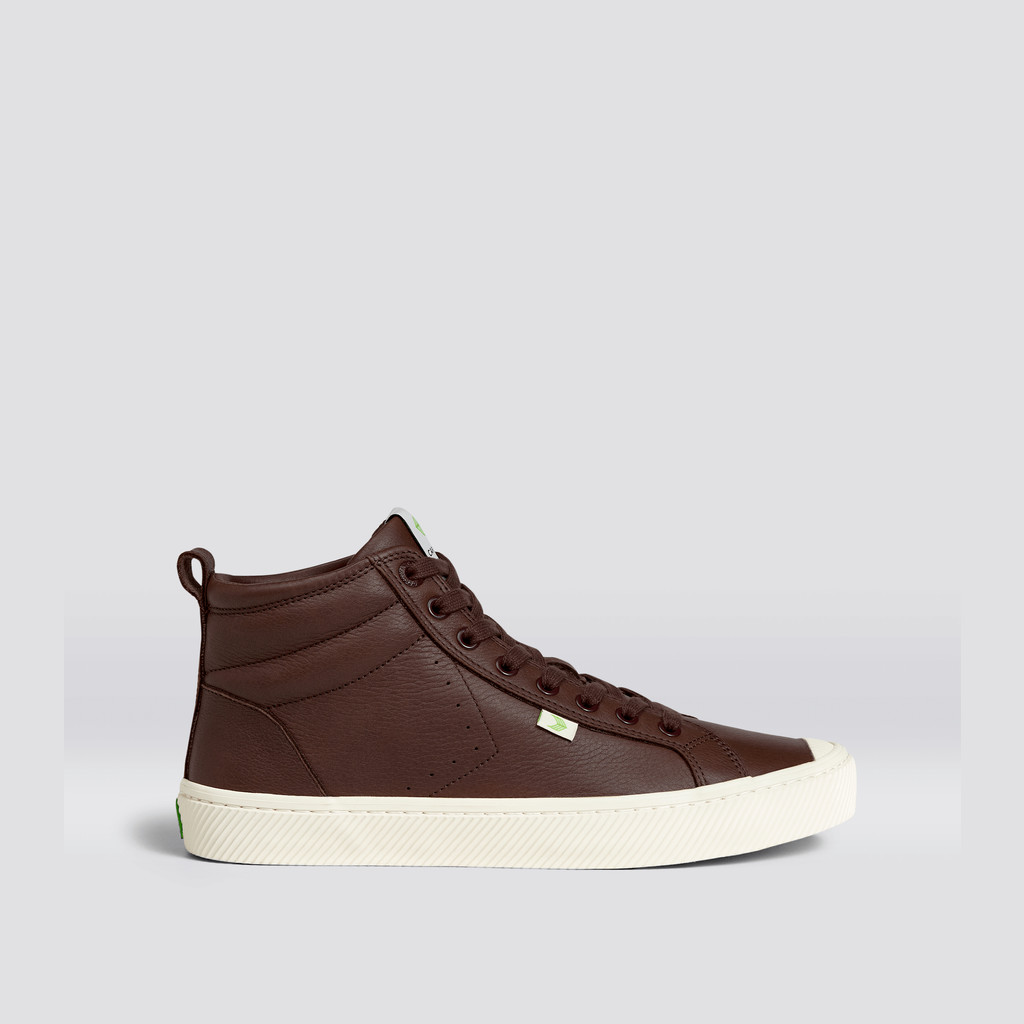 Men Cariuma High Top Premium Leather OCA HIGH Brown | AY7108359