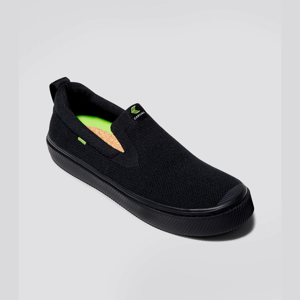 Men Cariuma Low Top Bamboo Weave Knit IBI Slip-On All Black | ZP7935428