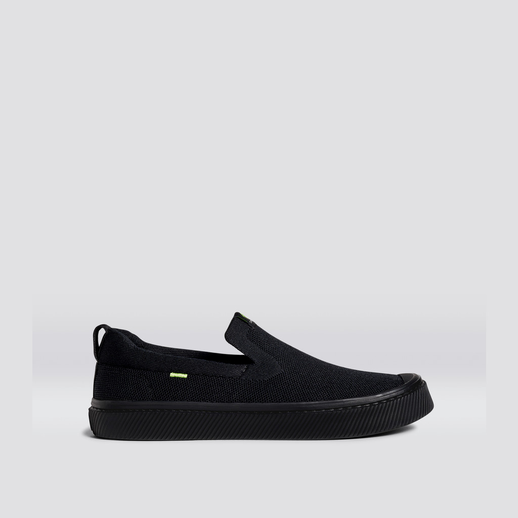 Men Cariuma Low Top Bamboo Weave Knit IBI Slip-On All Black | ZP7935428