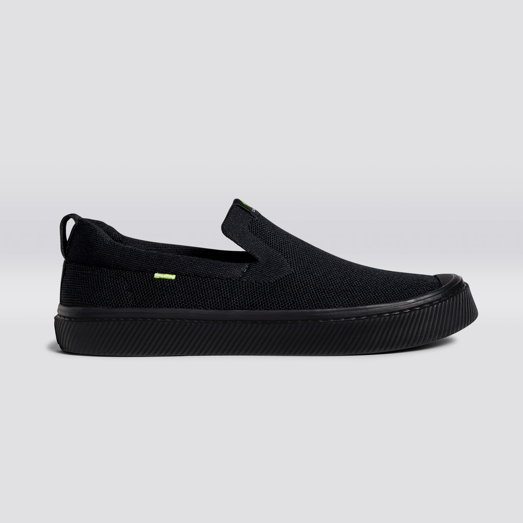 Men Cariuma Low Top Bamboo Weave Knit IBI Slip-On All Black | ZP7935428