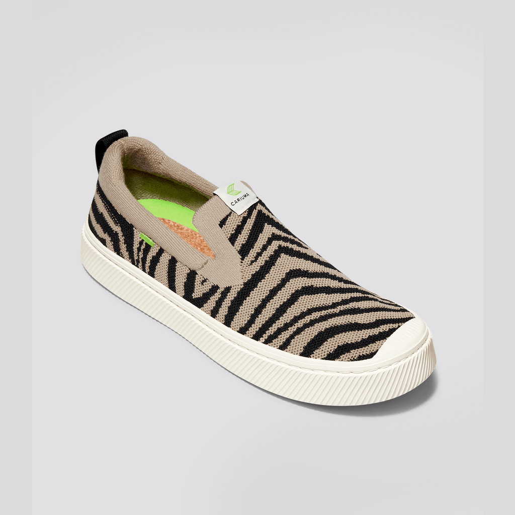 Men Cariuma Low Top Bamboo Weave Knit Vegan IBI Slip-On Zebra Print | DV1592430