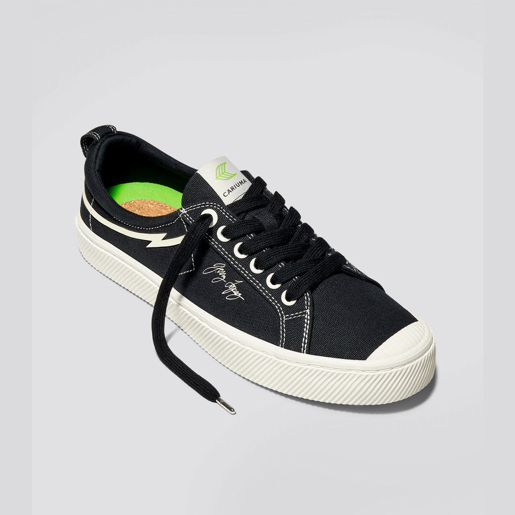 Men Cariuma Low Top Canvas Vegan OCA LOW Black | MR7520368