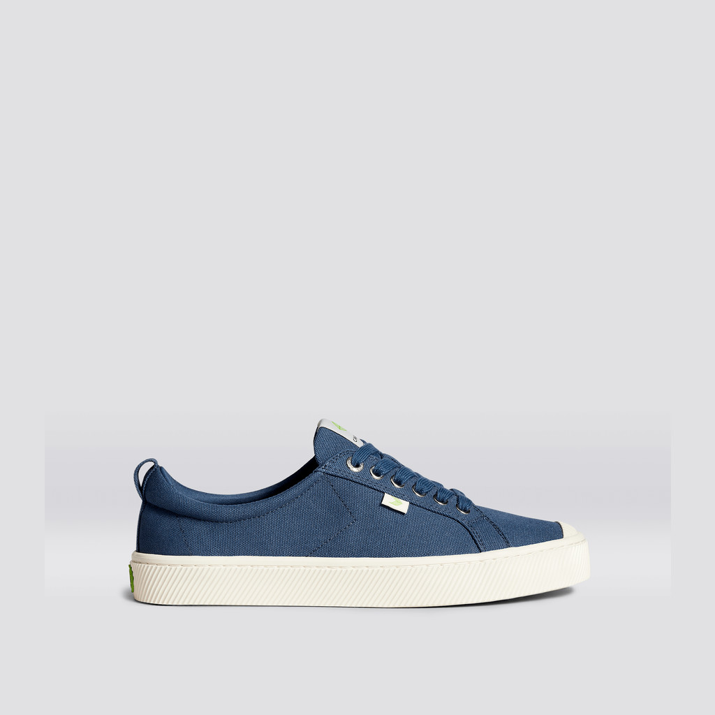 Men Cariuma Low Top Canvas Vegan OCA LOW Shadow Blue | XC0796251