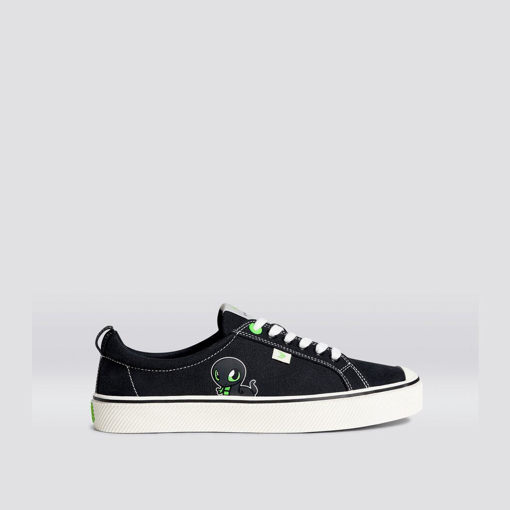 Men Cariuma Low Top Canvas Vegan OCA LOW Low Black | FE7325861