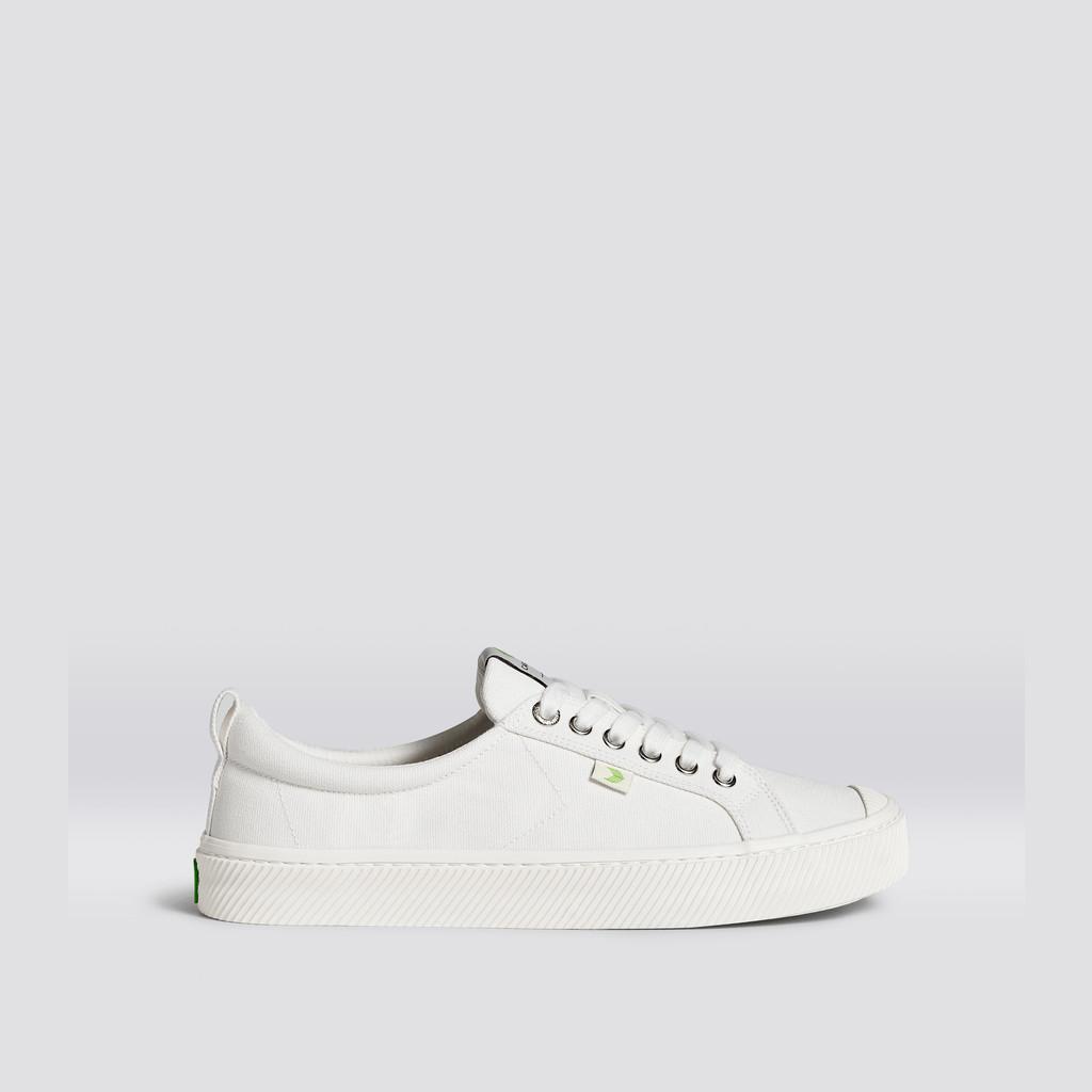 Men Cariuma Low Top Canvas Vegan OCA LOW Off-White | XG2736098