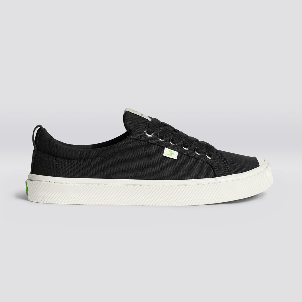 Men Cariuma Low Top Canvas Vegan OCA LOW Black | PR4189320