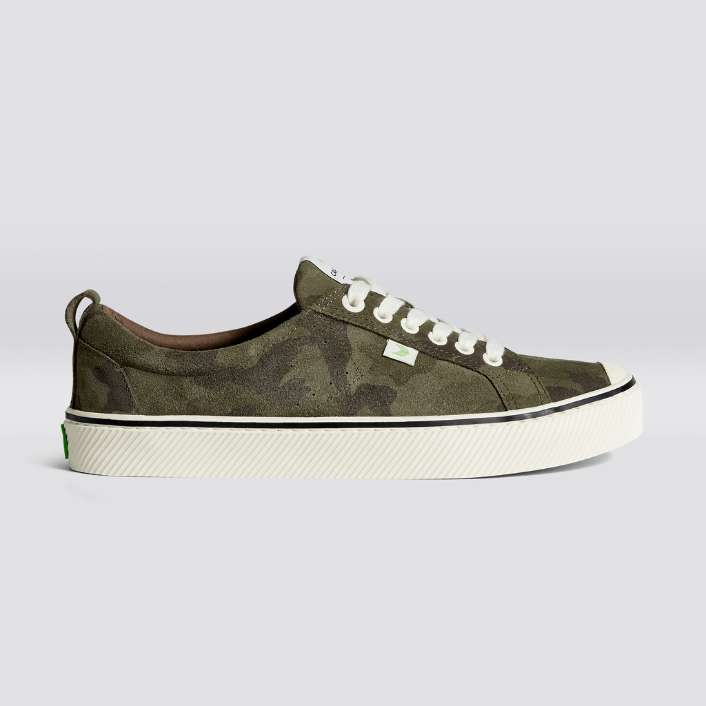 Men Cariuma Low Top Suede OCA LOW Camouflage | UZ7659438