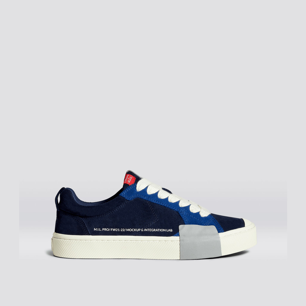 Women Cariuma Low Top Suede OCA LOW Navy | LF9801275