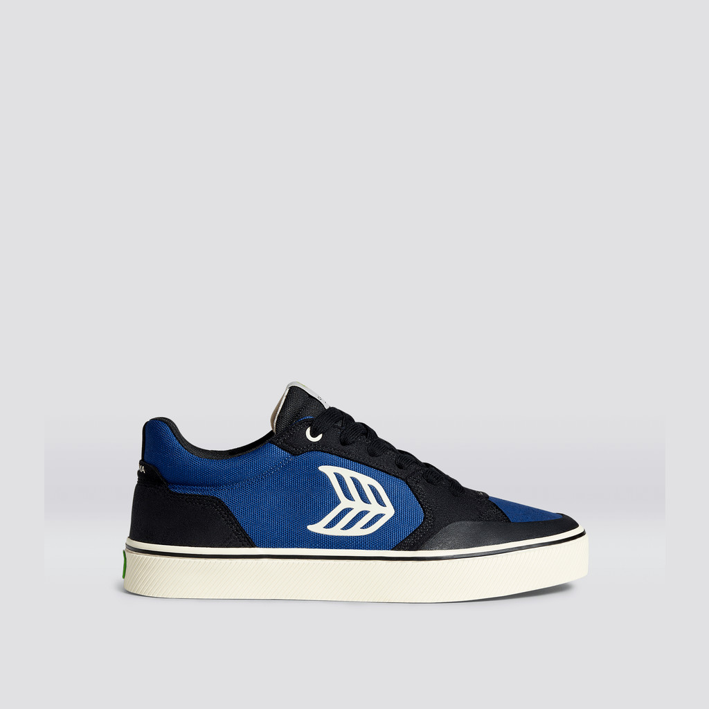 Women Cariuma Low Top Suede The Vallely Blue Contrast / Ivory | KH0429586